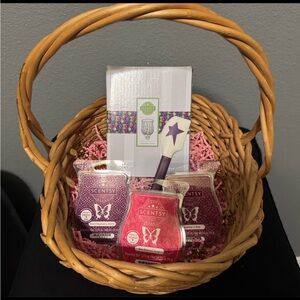 “Lavender Love” Wax Warmer Gift Basket